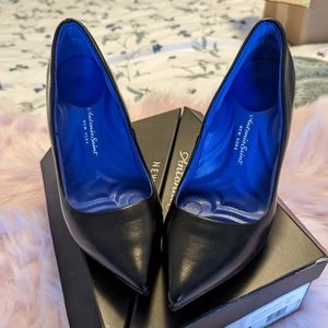 NIB Antonia Saint New York pointy toe heels